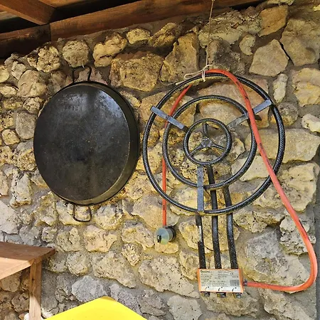 Masia Alt * Olerdola